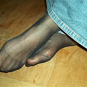 dominating nylonfeets gallery image