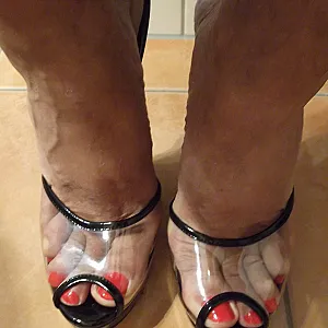 High Heels, Füße und Nylons Galeriebild