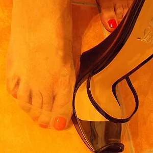 High Heels, Füße und Nylons Galeriebild