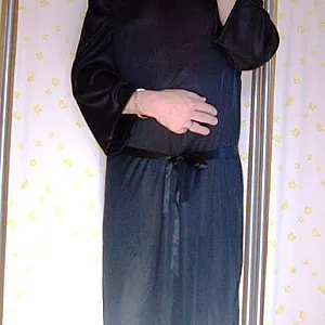 a nunoutfit gallery image