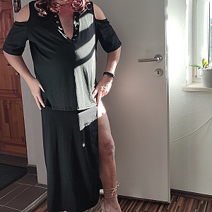 Lady in Black :-) Galeriebild