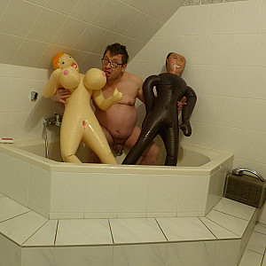 55Paul55 und seine geilen Puppen Galeriebild
