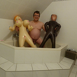 55Paul55 und seine geilen Puppen Galeriebild