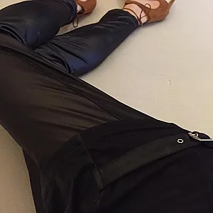 Beine und Heels Galeriebild