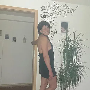 hot weekend gallery image
