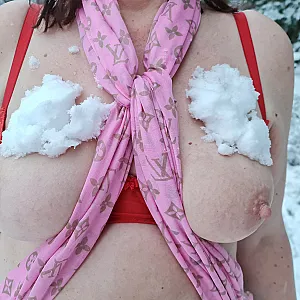 fun in the snow gallery image