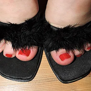 Nackt und geil in Spitzenmules Galeriebild