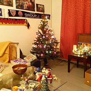 Den Weihnachtsbaum Nackt schmücken von 55Paul55 Galeriebild
