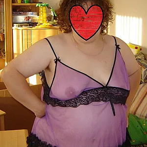 Meine Frau im durchsichtigen Galeriebild