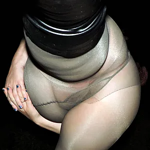 Overknee Stiefeln und Nylons Galeriebild