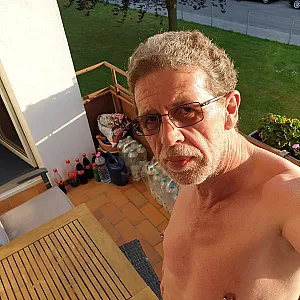 First image of akohrt's Gallery - nude