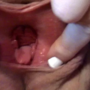 Pissloch, lange Schamlippen und sexy Fotze Galeriebild