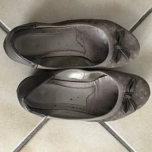 Füße und Schuhe meiner Sub Galeriebild