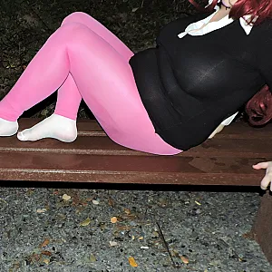in Pink und weiß mega geil und heiß Galeriebild
