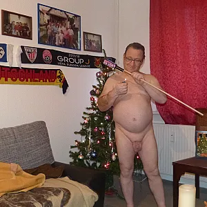 55Paul55 nackt zum Neujahr Galeriebild