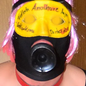 submissive Anja gallery image