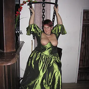 I pose in the green, Cupless Dress gallery image