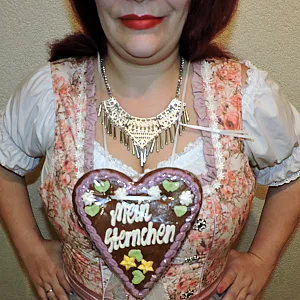 wiesn and horny in a dirndl gallery image