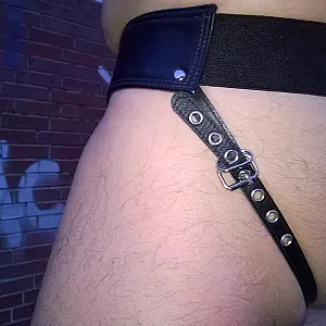 in lederunterhose unterwegs Galeriebild