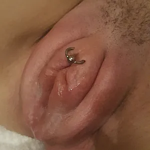 pumped pussy gallery image