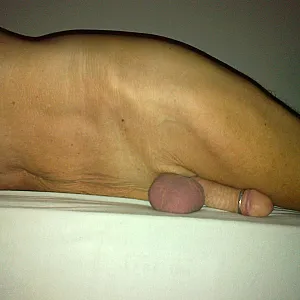 Body Porn-art by Lovolust (Lovolust6x) : Blue and Purple Balls _2 Galeriebild