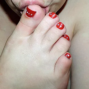 licking feets and footjob gallery image