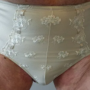 Slip-Parade gallery image