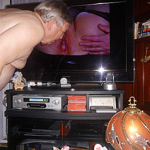 Das erste Bild von ljd35c's Galerie - Geiles am TV