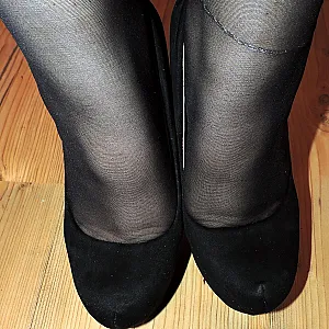 Nylons & High Heels Galeriebild