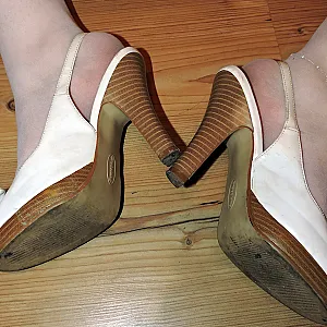 Fotze, Titten und High Heels Galeriebild