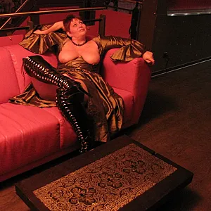Wide apart in the red lounge gallery image