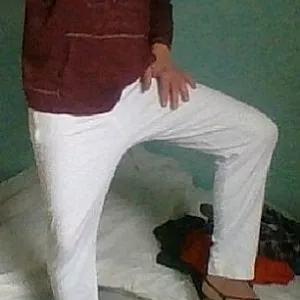 Verschiedene Outfits Galeriebild