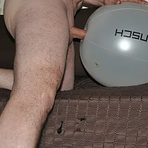 Der "Mensch" - Gummiball 2 Galeriebild