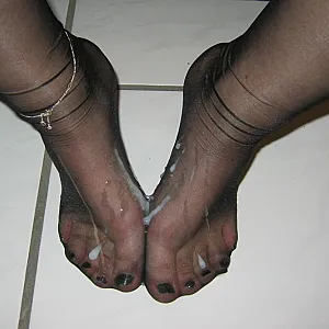 Schwarze Nylons Galeriebild