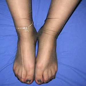 Schwarze Nylons Galeriebild