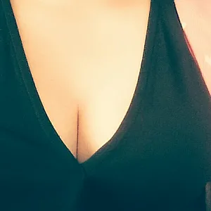 Non naked gallery image