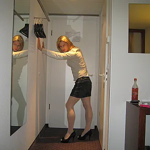 Hello gallery image