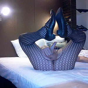 Heiss im Hotel - Like a Lady Galeriebild
