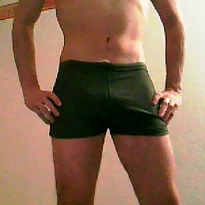 Ich in enger Badehose Galeriebild