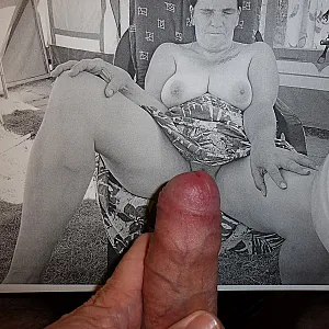 Cum on busenfee65 gallery image