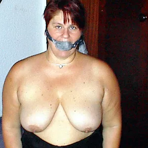 Submissive Anna ... gallery image