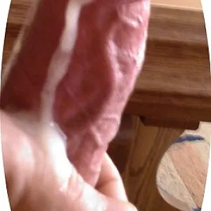 cum gallery image
