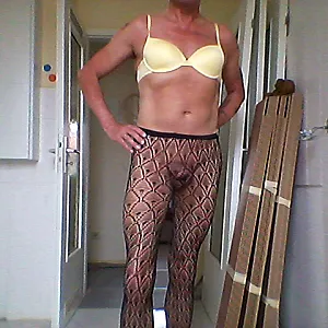 nylonhorny 13 gallery image