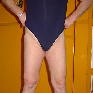 mi piace indossare intimo di mia moglie Galeriebild