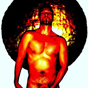 Tom gallery image