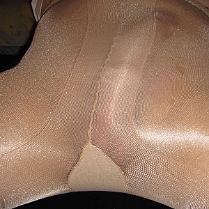 First image of Nylonaddict's Gallery - Pantyhose Cum in Thigh-high Boots