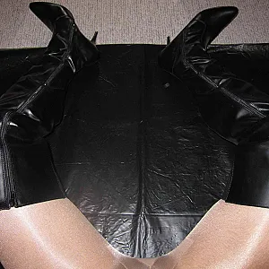 Strumpfhosenbesamung in Overknees Galeriebild