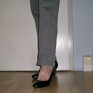 Heels and Pumps gallery image