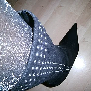 Heels and Pumps gallery image