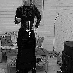 Domina gallery image